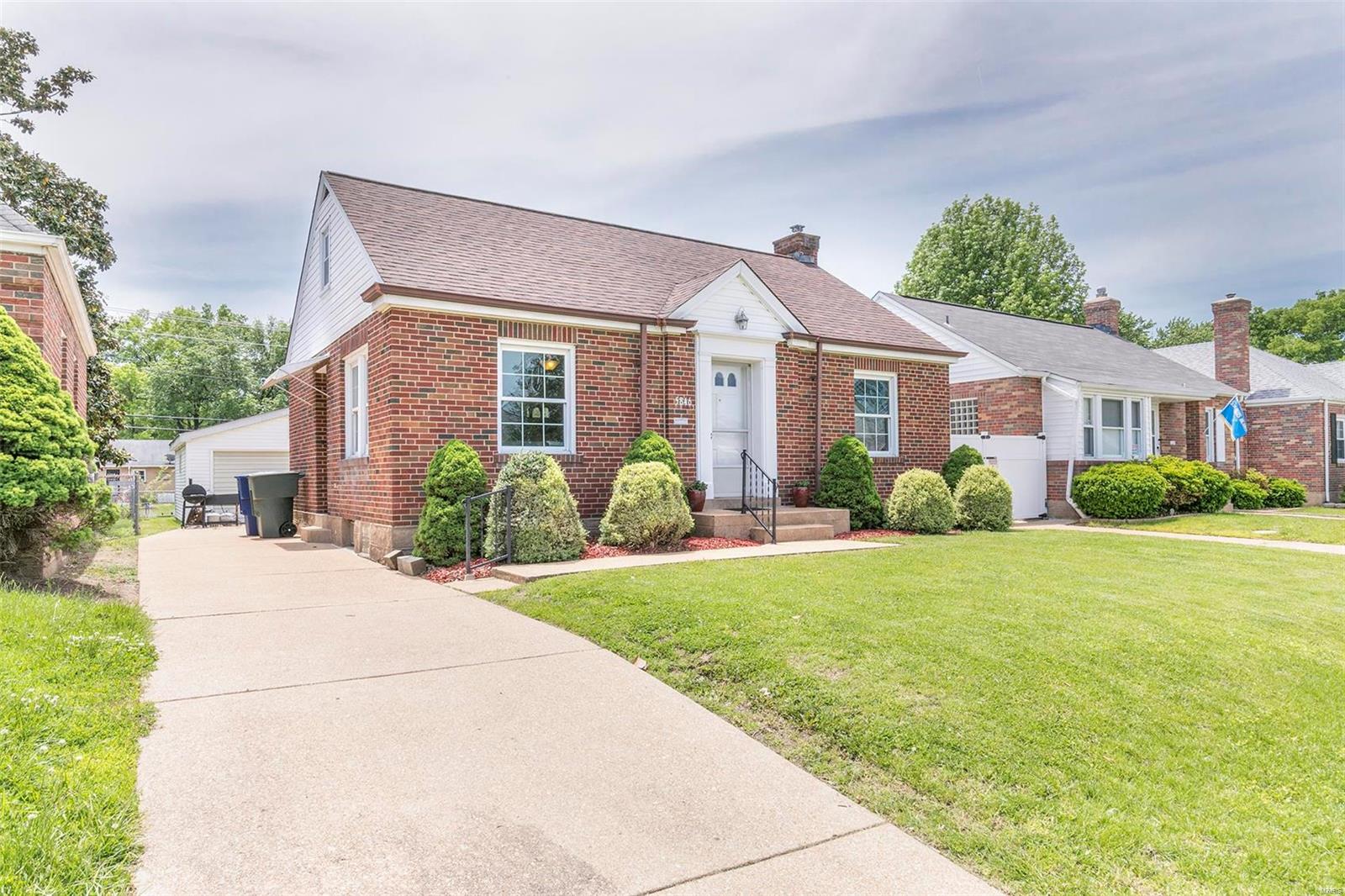 5846 Rhodes Avenue St. Louis, MO 63109 - Photo 3 of 25 Gallery Image 3