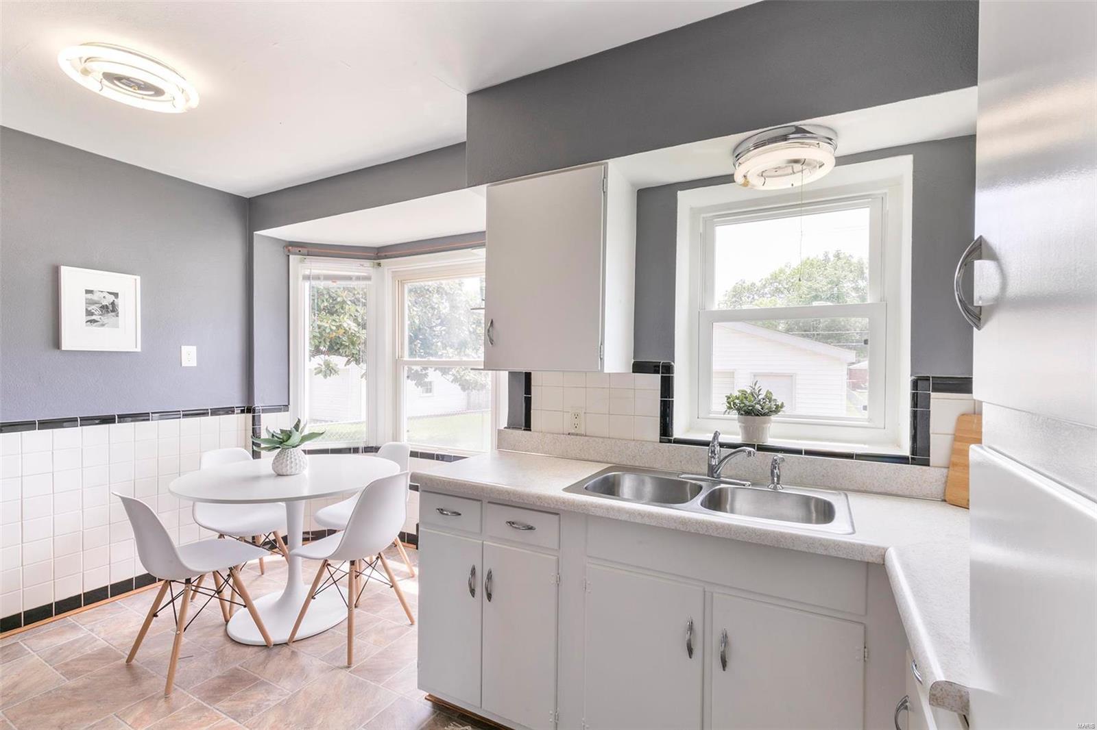 5846 Rhodes Avenue St. Louis, MO 63109 - Photo 9 of 25 Gallery Image 9