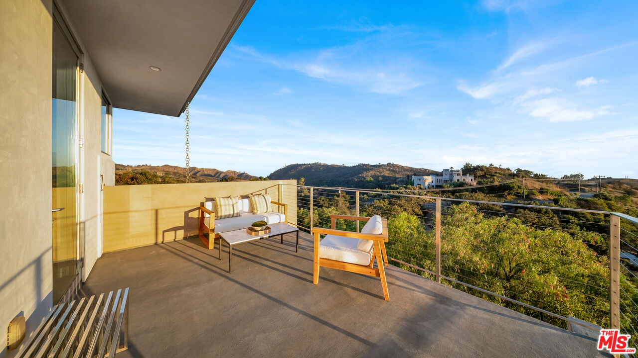 2915 Tuna Canyon Road Topanga, CA 90290 - Photo 18 of 44