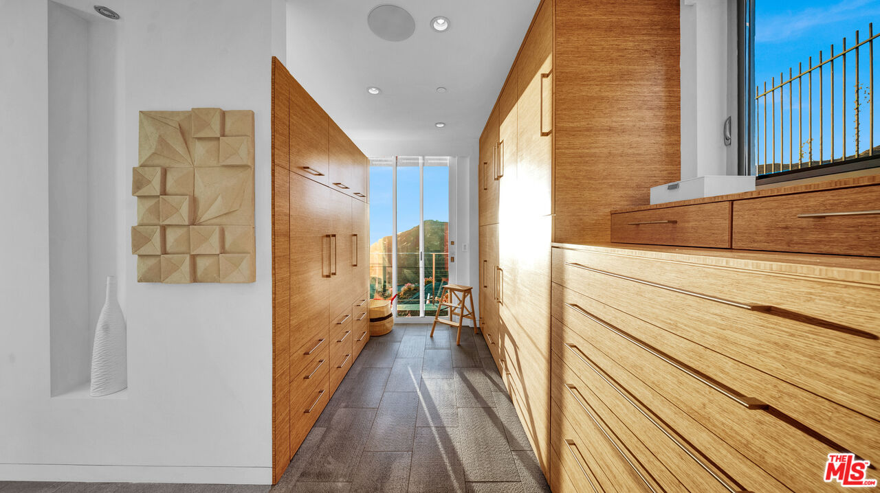 2915 Tuna Canyon Road Topanga, CA 90290 - Photo 22 of 44