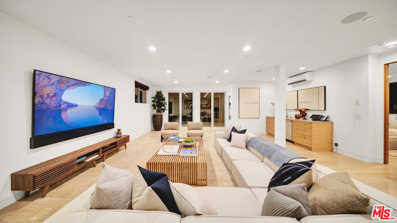 2915 Tuna Canyon Road Topanga, CA 90290 - Photo 37 of 44