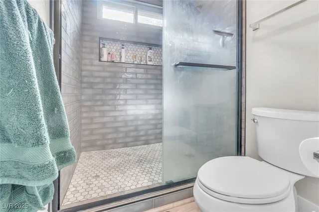 $3,300 | 2312 Fairbourne Way, Henderson, NV 89074