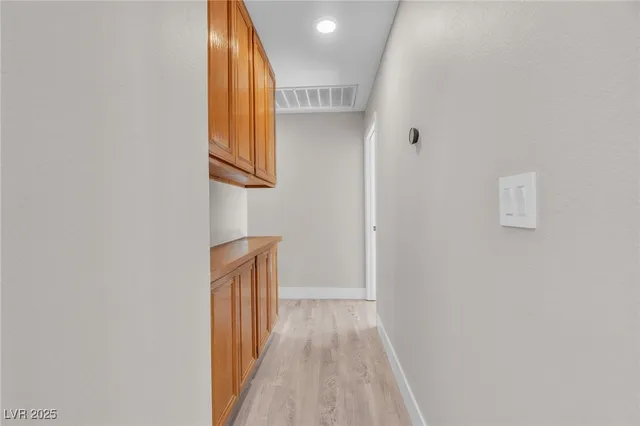 $3,300 | 2312 Fairbourne Way, Henderson, NV 89074