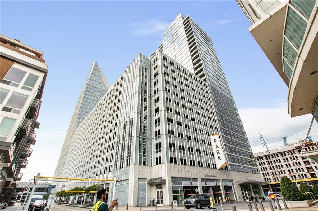 3325 Piedmont Road Northeast, Unit 2006 Atlanta, GA 30305 - Photo 44 of 78 a view of a building