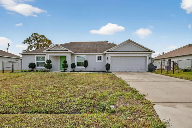 $2,400 | 1334 Southwest Axtell Avenue, Port St. Lucie, FL 34953