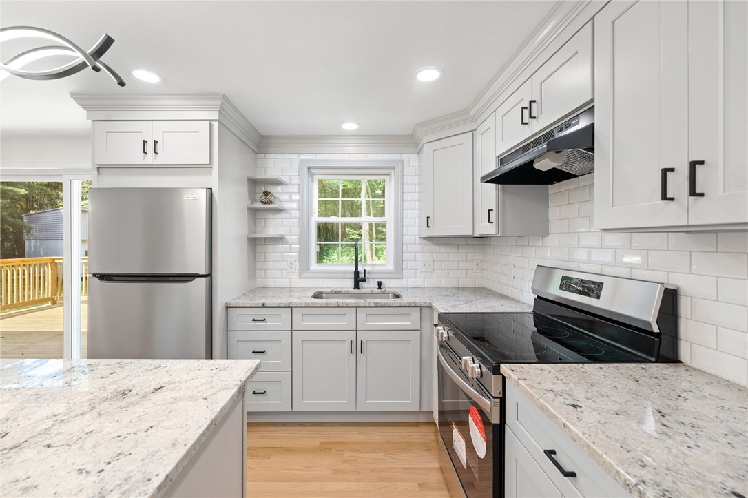 127 Plain Woods Road Foster, RI 02825 - Photo 4 of 29