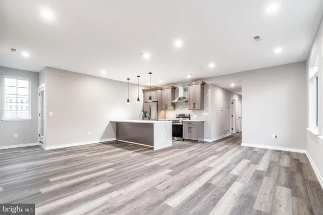 $2,300,000 | 2412 Innovator Way, Philadelphia, PA 19146