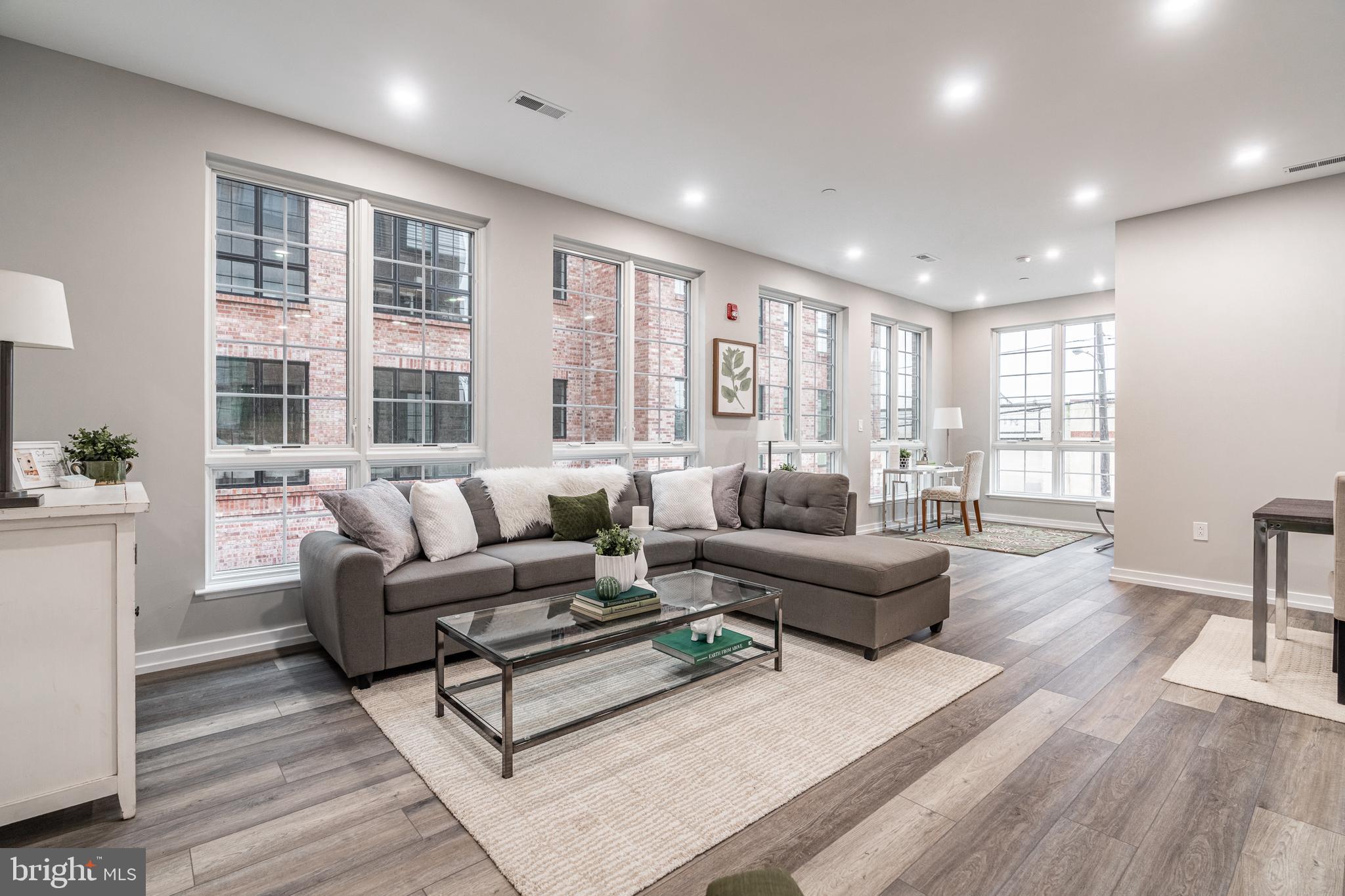 2412 Innovator Way Philadelphia, PA 19146 - Photo 8 of 117