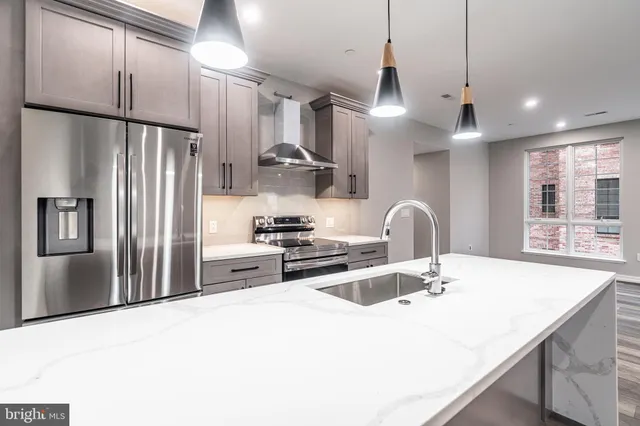 $2,300,000 | 2412 Innovator Way, Philadelphia, PA 19146