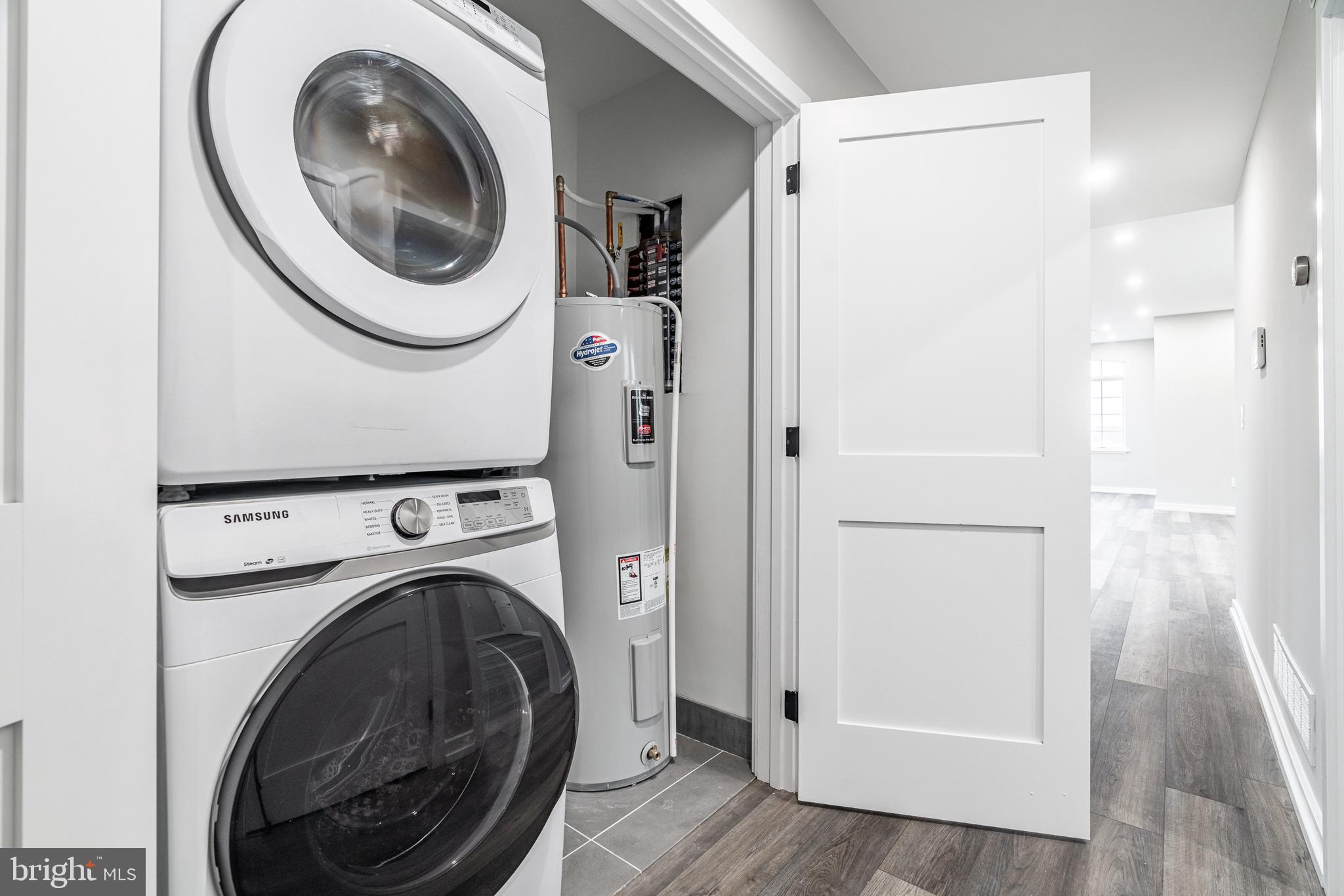 2412 Innovator Way Philadelphia, PA 19146 - Photo 95 of 117 a view of a storage and utility room with washer and dryer