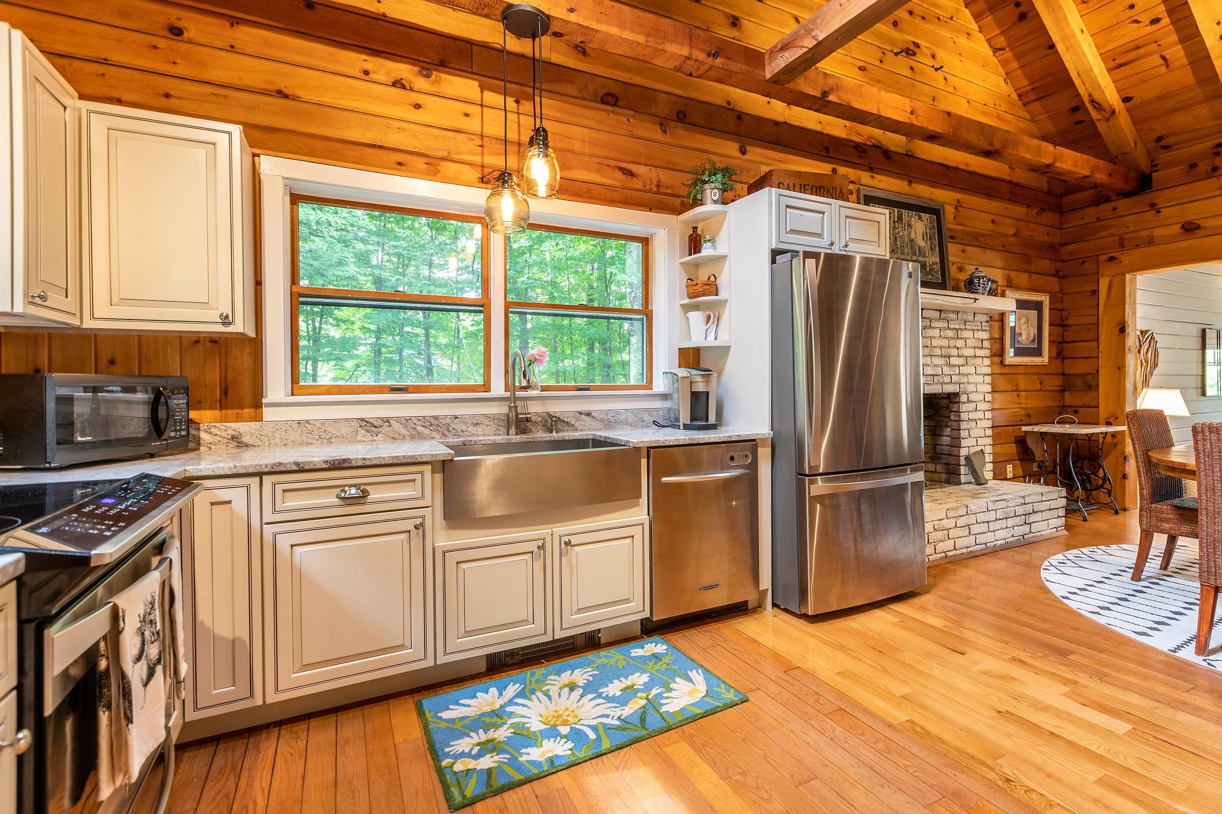 70 Flynn Hollow Road Sunderland, VT 05250 - Photo 14 of 37 Gallery Image 14
