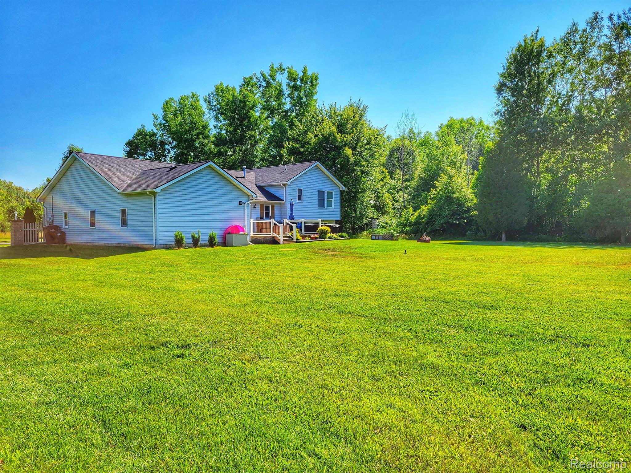 49060 Wear Road Belleville, MI 48111 - Photo 35 of 40