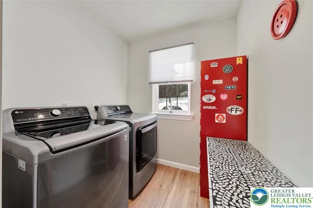 $950,000 | 2645 Longridge Drive, Hellertown, PA 18055