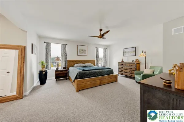 $937,500 | 2645 Longridge Drive, Hellertown, PA 18055