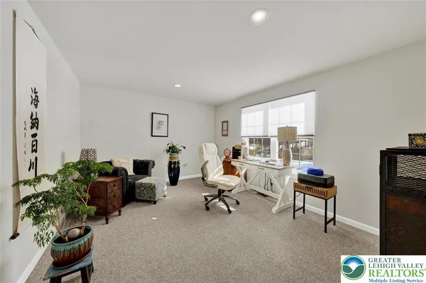 $937,500 | 2645 Longridge Drive, Hellertown, PA 18055