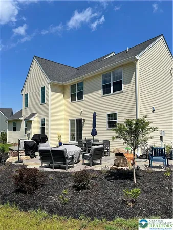 $937,500 | 2645 Longridge Drive, Hellertown, PA 18055