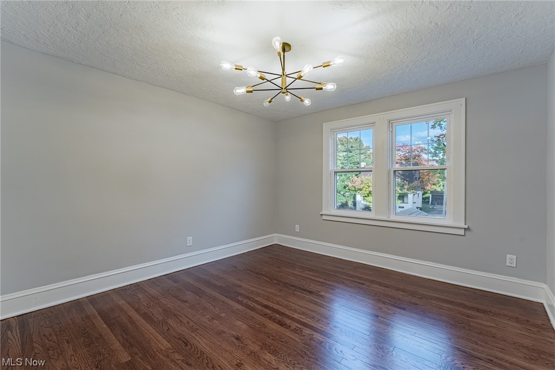 916 Beverly Road Cleveland Heights, OH 44121 - Photo 17 of 30 Gallery Image 17