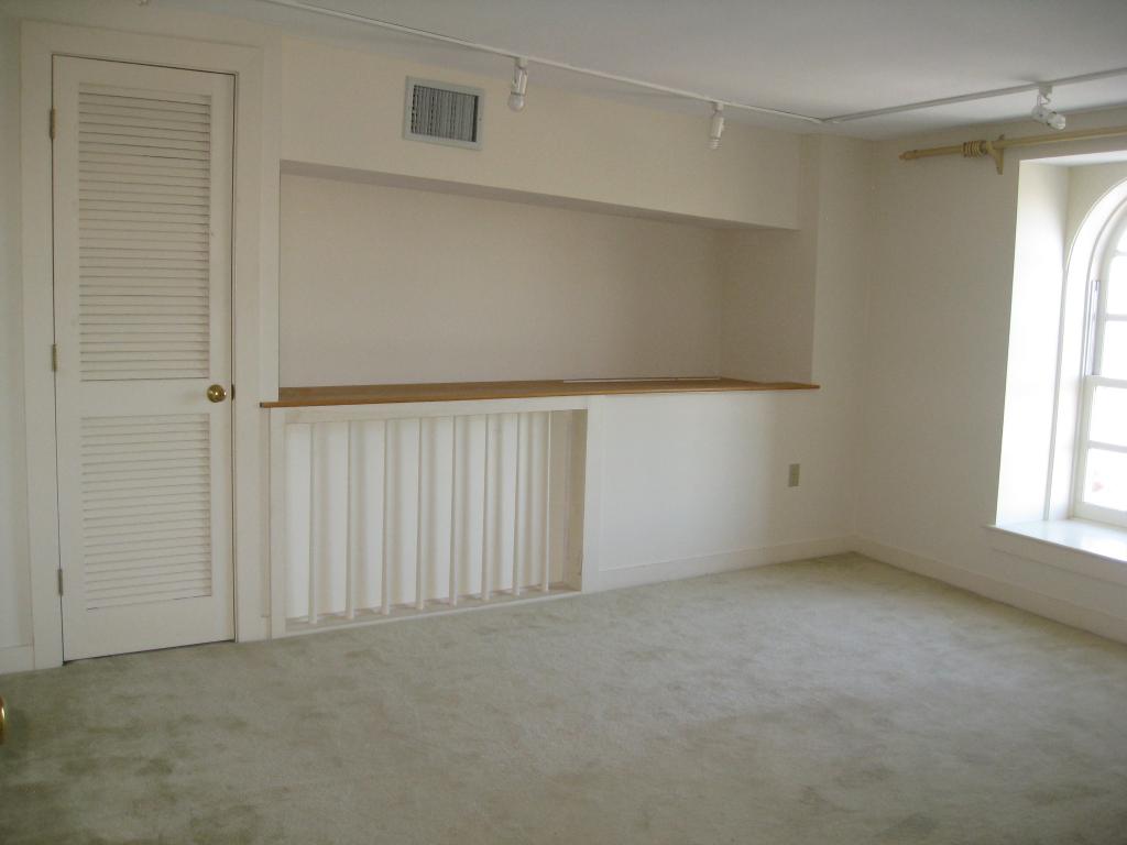 196 Water Street, Unit 12 Exeter, NH 03833 - Photo 12 of 15 Gallery Image 12