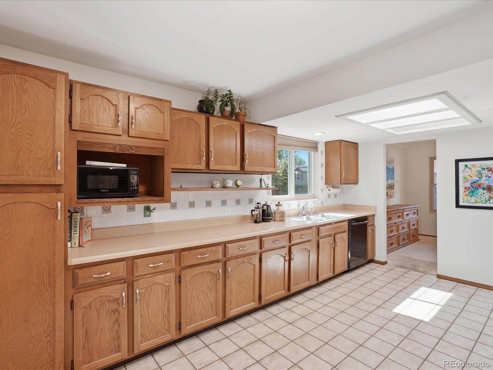 16636 East Rice Circle Aurora, CO 80015 - Photo 4 of 30