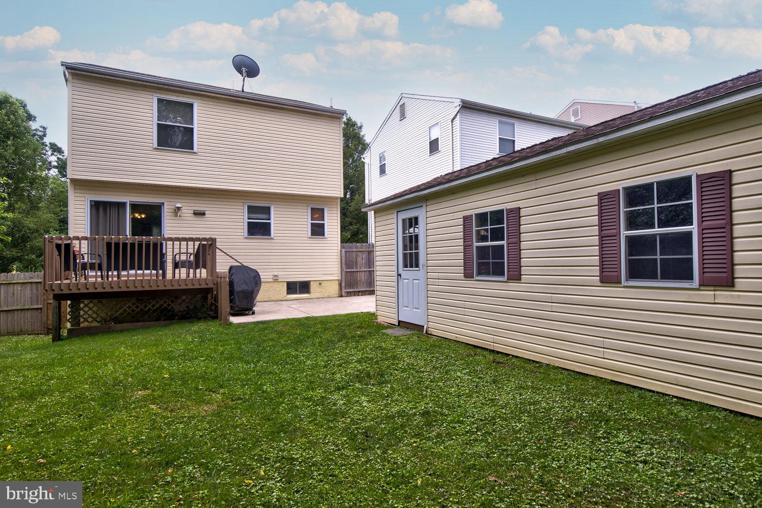 101 Beech Road Wallingford, PA 19086 - Photo 21 of 24 Backyard