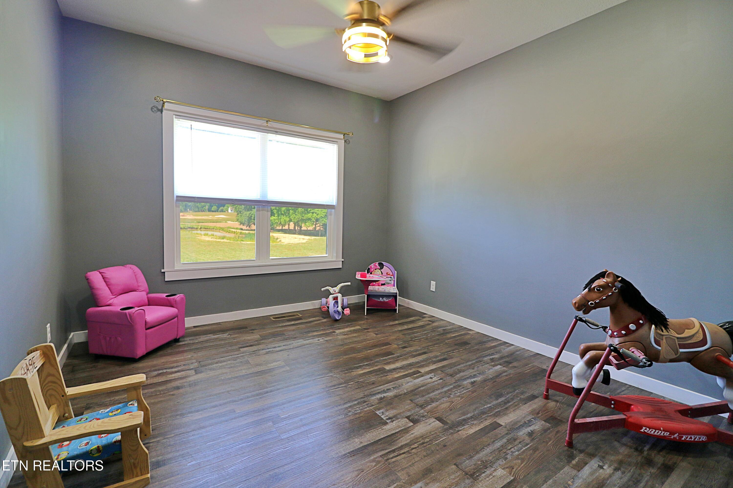 301 Lowin Fields Pvt Road Winfield, TN 37892 - Photo 31 of 49 094A3592