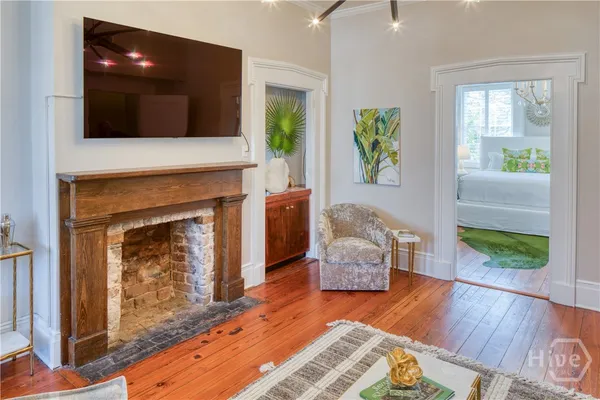 $2,950,000 | 108 West Jones Street, Savannah, GA 31401