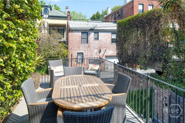 $2,950,000 | 108 West Jones Street, Savannah, GA 31401