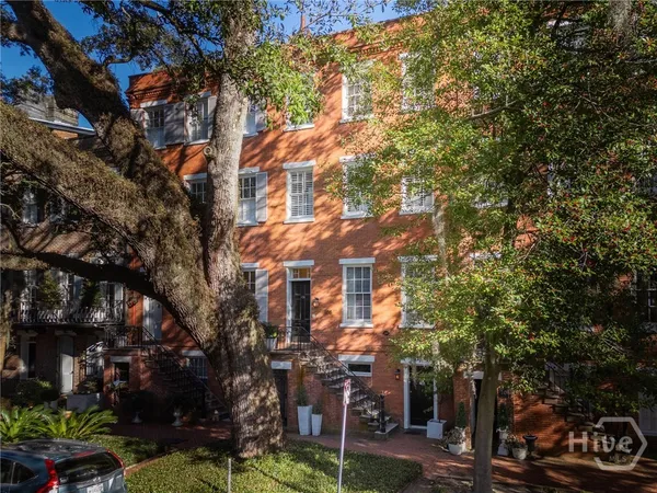 $2,950,000 | 108 West Jones Street, Savannah, GA 31401