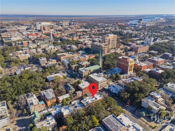 $2,950,000 | 108 West Jones Street, Savannah, GA 31401
