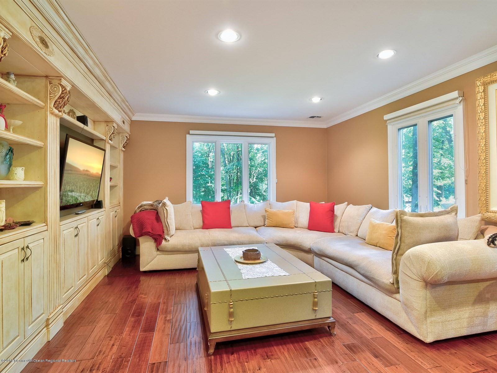 76 Reids Hill Road Morganville, NJ 07751 - Photo 16 of 36 016_Conservatory
