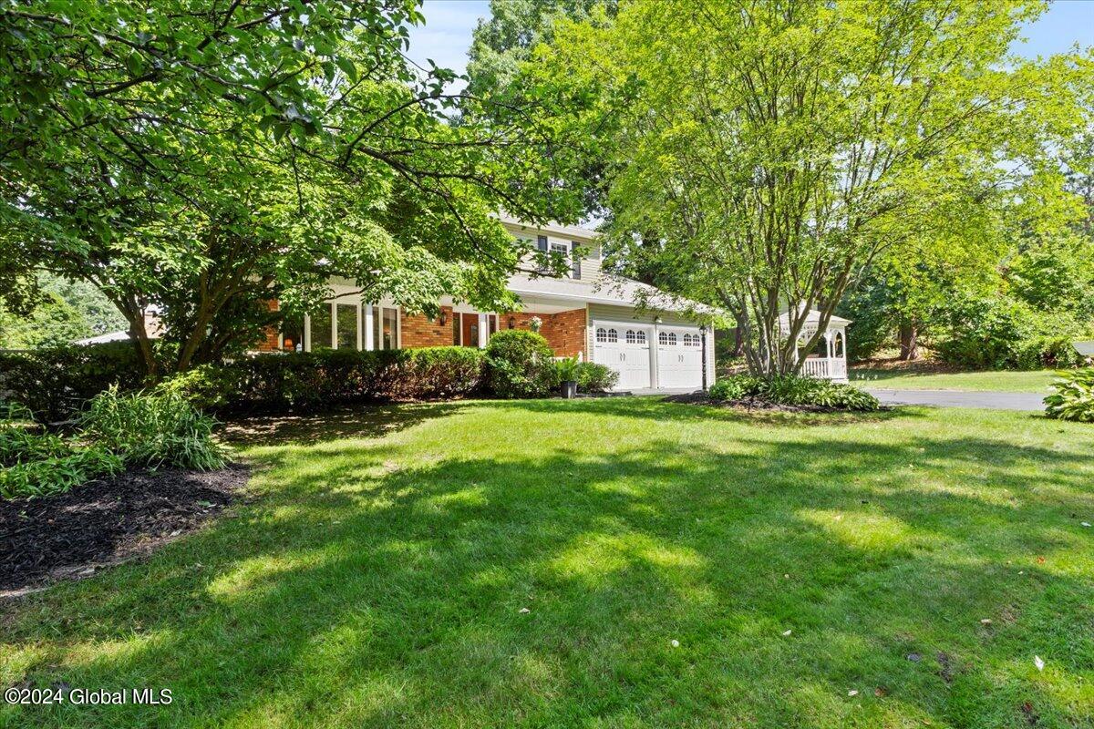 9 Pheasant Ridge Drive Colonie, NY 12211 - Photo 26 of 35 46-IMG_0156