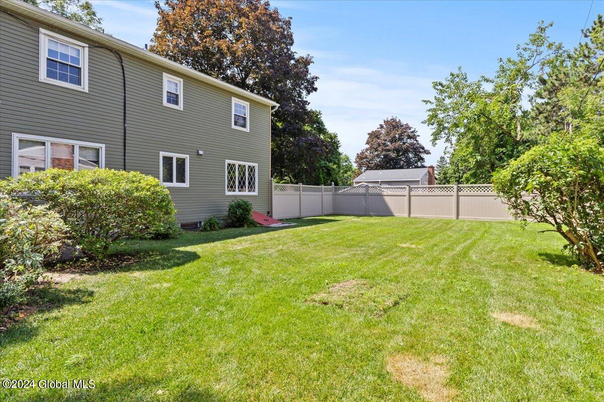 9 Pheasant Ridge Drive Colonie, NY 12211 - Photo 29 of 35 48-IMG_0158