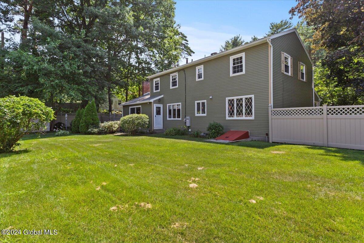 9 Pheasant Ridge Drive Colonie, NY 12211 - Photo 30 of 35 51-IMG_0161
