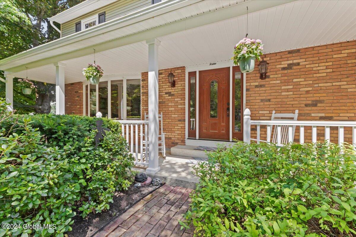 9 Pheasant Ridge Drive Colonie, NY 12211 - Photo 3 of 35 40-IMG_0137