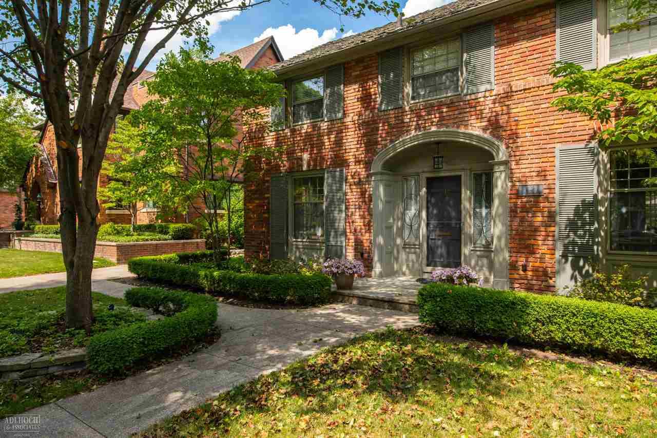 1134 Yorkshire Road Grosse Pointe Park, MI 48230 - Photo 2 of 30