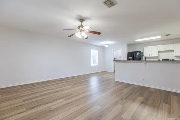 $2,395 | 228 Sophia Circle, Boerne, TX 78006