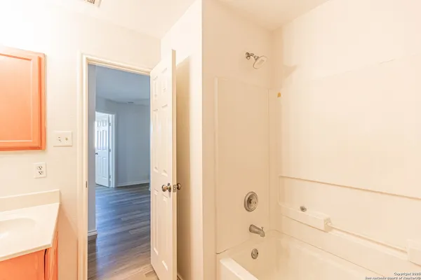 $2,395 | 228 Sophia Circle, Boerne, TX 78006