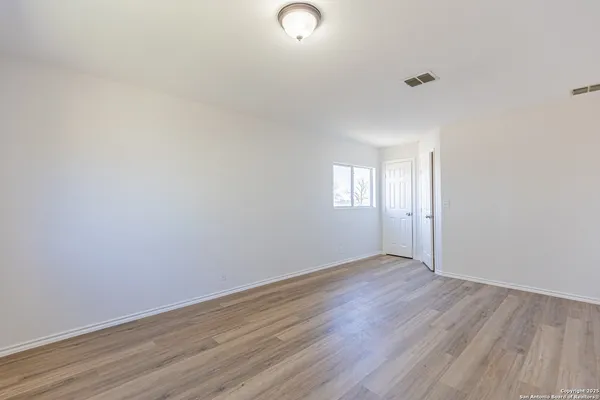 $2,395 | 228 Sophia Circle, Boerne, TX 78006