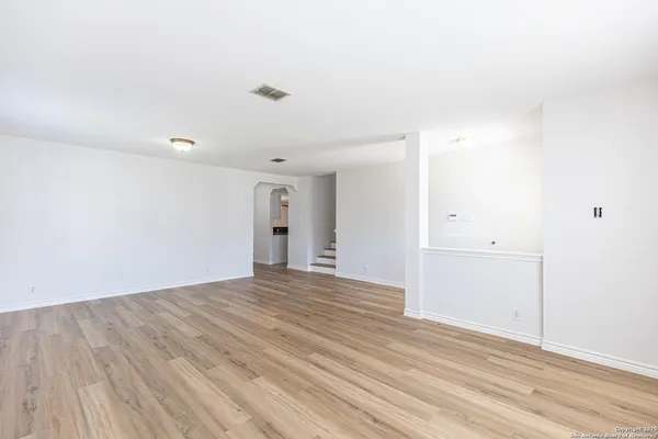 $2,395 | 228 Sophia Circle, Boerne, TX 78006