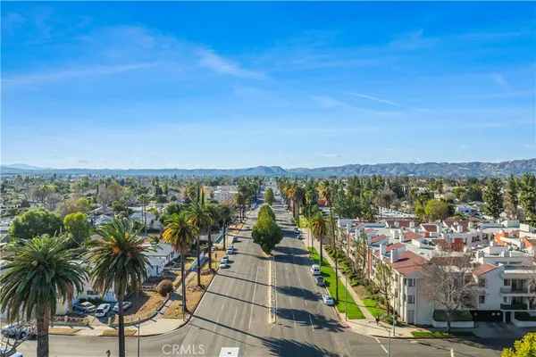 $395,000 | 7211 Cozycroft Avenue, Unit 19, Winnetka, CA 91306