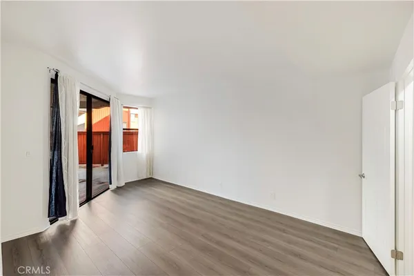 $395,000 | 7211 Cozycroft Avenue, Unit 19, Winnetka, CA 91306