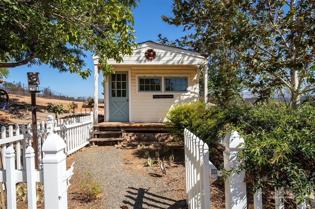 2864 Southern Oak Road Ramona, CA 92065 - Photo 20 of 25 Potting Shed