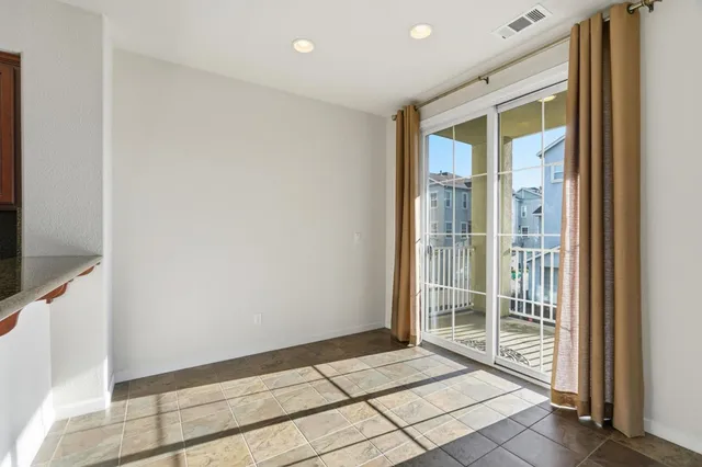 $1,475,000 | 189 Bedford Loop, Mountain View, CA 94043