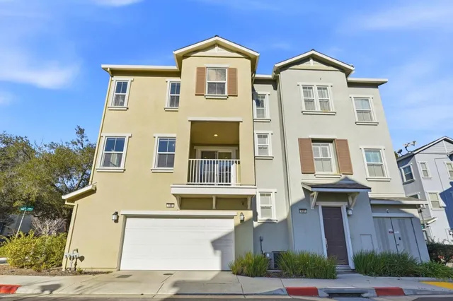 $1,475,000 | 189 Bedford Loop, Mountain View, CA 94043