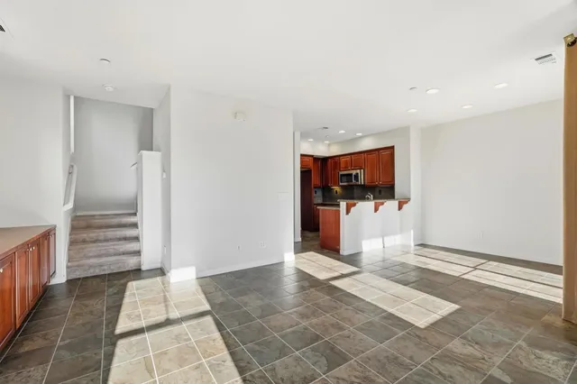 $1,475,000 | 189 Bedford Loop, Mountain View, CA 94043