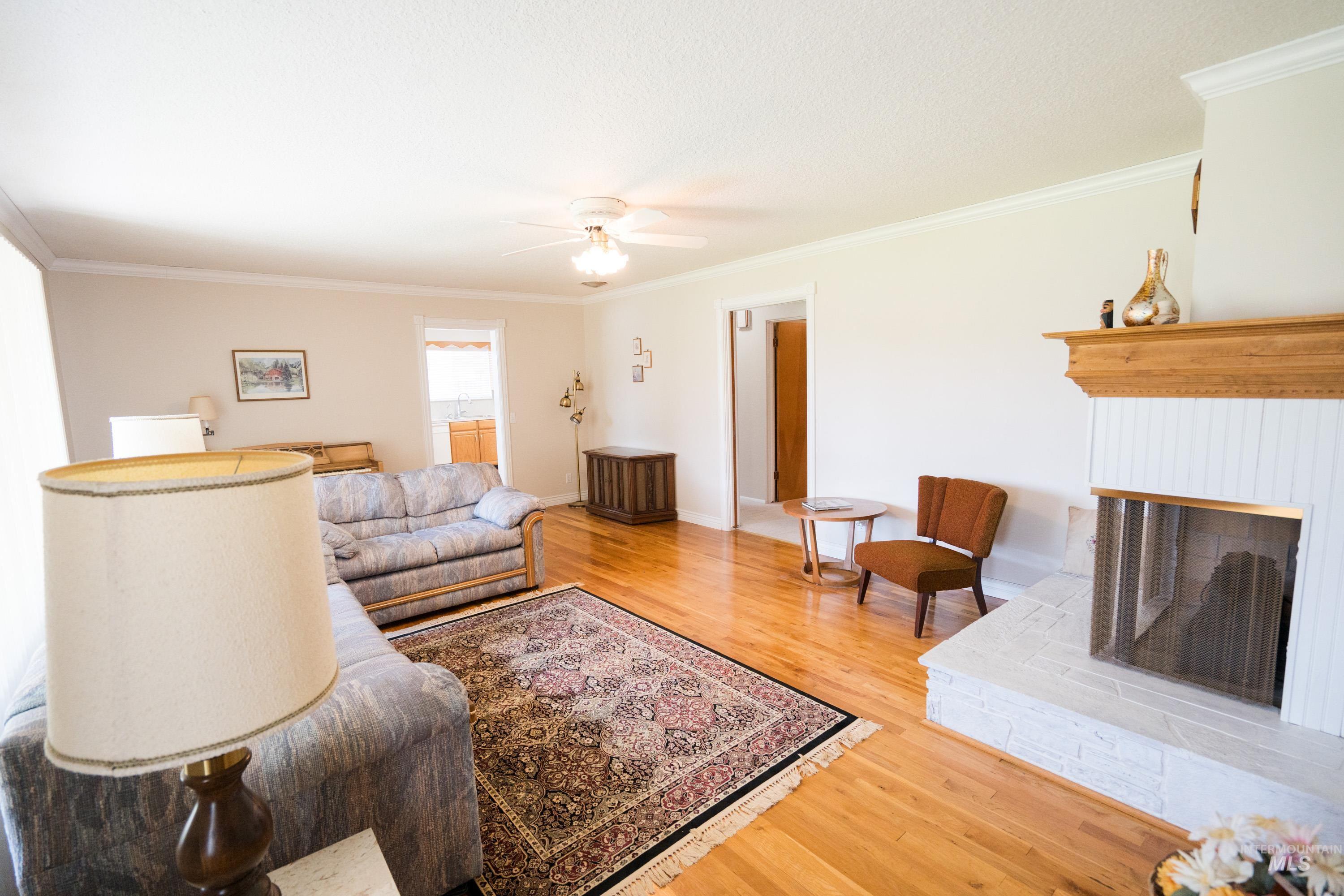 1142 Link Street Rupert, ID 83350 - Photo 6 of 29 Gallery Image 6