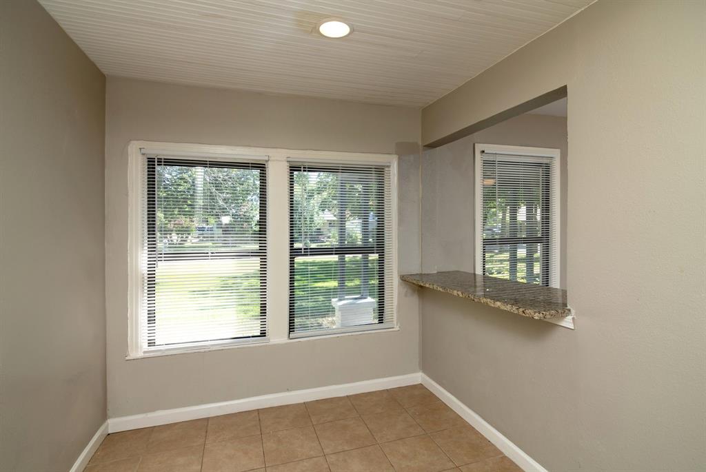 207 Hackberry Street Terrell, TX 75160 - Photo 9 of 24