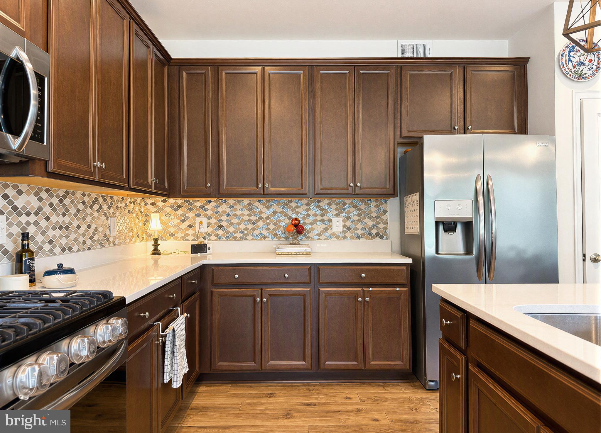 43889 Tallwood Road California, MD 20619 - Photo 25 of 63 Tall Maple cabinets