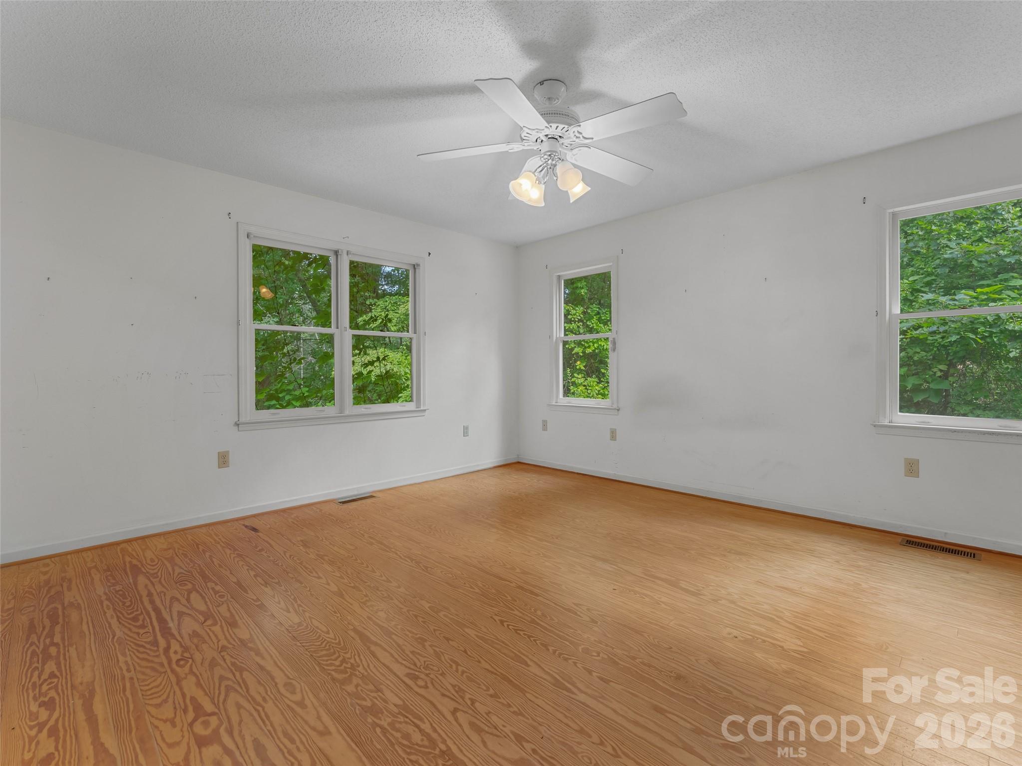 95 Substation Road Saluda, NC 28773 - Photo 14 of 25 Gallery Image 14
