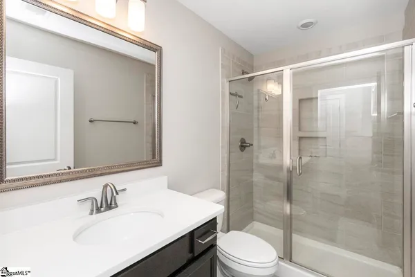 $525,000 | 220 Nautique Court, Anderson, SC 29625